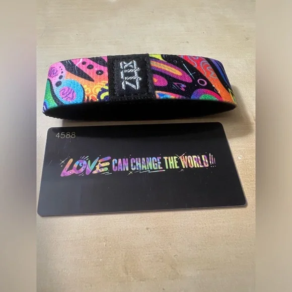 Limited Edition- ZOX Band : Love can change the World - Picture 5 of 6